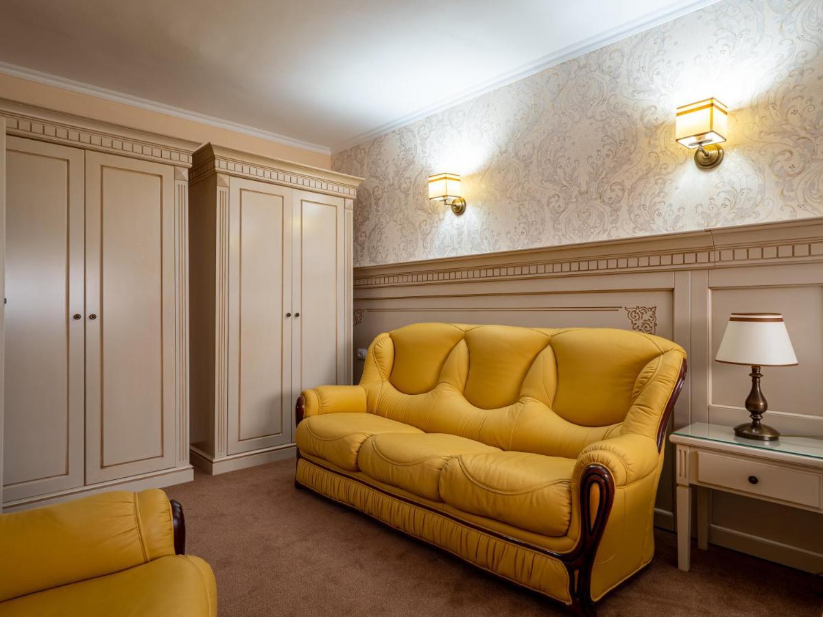 Hotel Orient Galati Bagian luar foto
